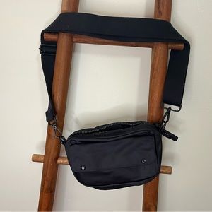 Madewell The Sport Camera Crossbody Bag (Madewell (Re Sourced Camera Bag)